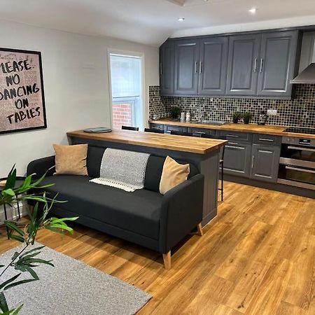Апартаменти High Wycombe Centre- 2 Bed Flat Екстер'єр фото