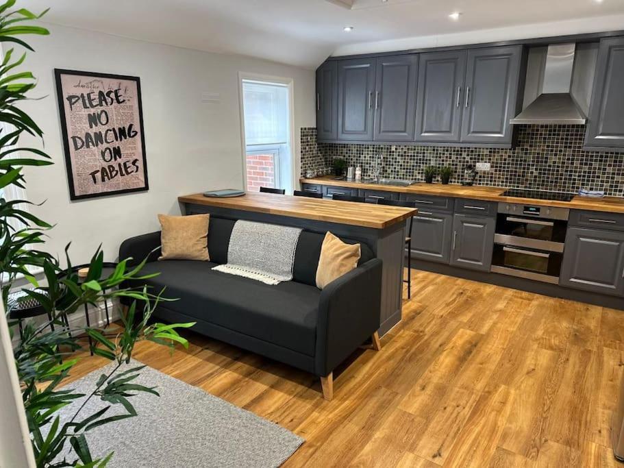 Апартаменти High Wycombe Centre- 2 Bed Flat Екстер'єр фото